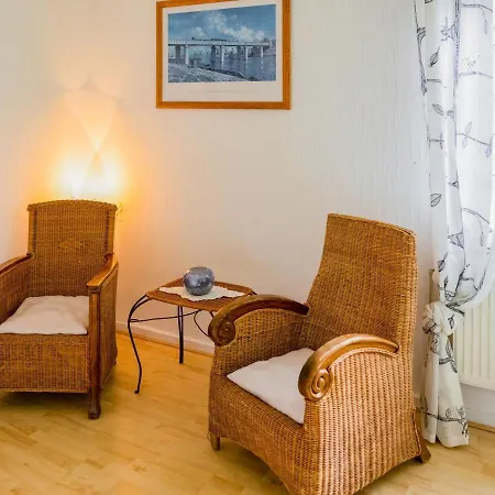 Near The Area In Apartment *